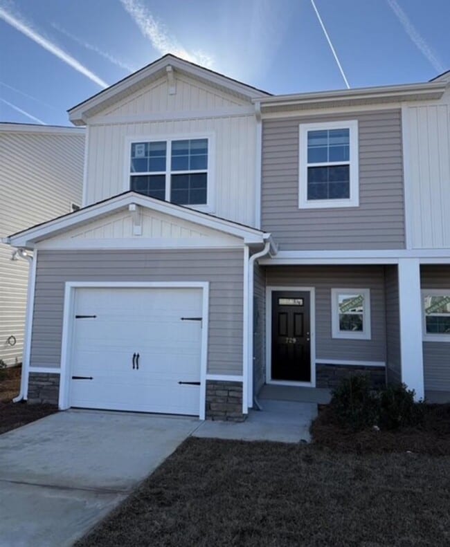 Building Photo - 729 Gatestone Ln