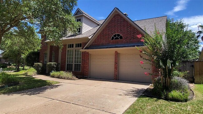 Foto del edificio - 5811 Brook Bend Dr
