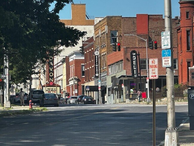 Building Photo - 8 Noxon St