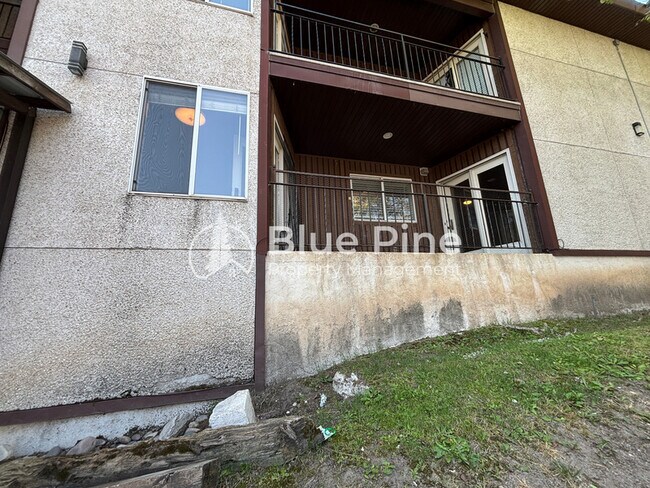 Foto del edificio - 1421 Vega Cir