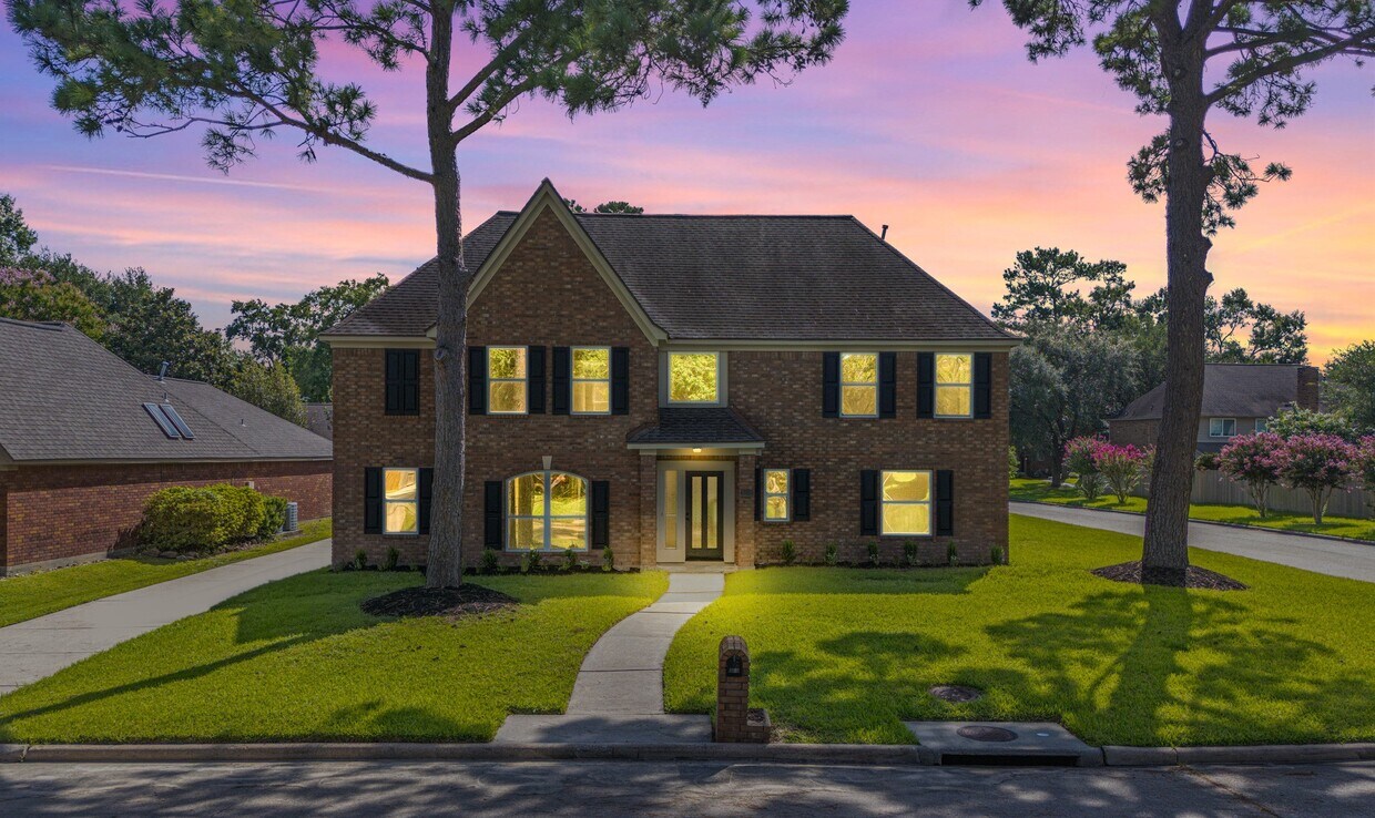 Foto principal - 3202 Hickory Falls Dr