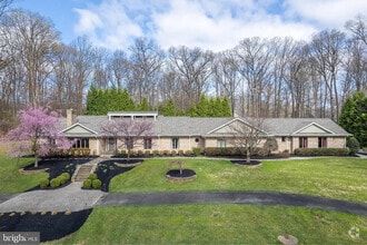Building Photo - 4233 Buckskin Wood Dr