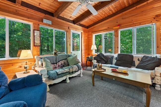 Foto del edificio - 19 N Beach Rd