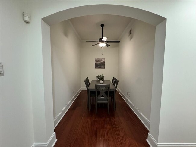 Building Photo - 2277 Peachtree Rd