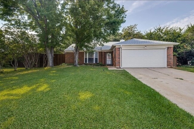 Photo - 3499 Longview Dr House