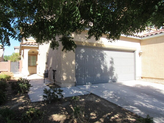 Foto del edificio - Great 2 Story Townhome in Gated Community!