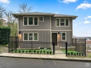 Building Photo - 1299 SW Cardinell Dr