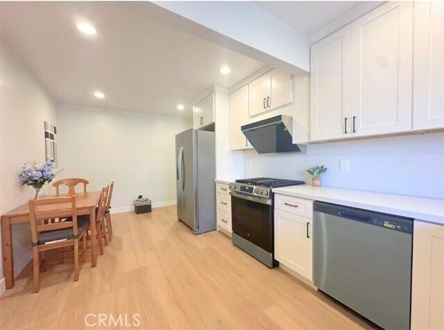 Foto principal - 637 W Floral Dr