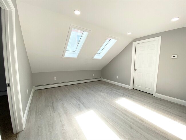 Foto del edificio - 286 Kimball St