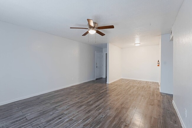 Building Photo - Bella Vista Sol