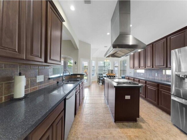 Foto del edificio - 11711 Canyon Bend Dr