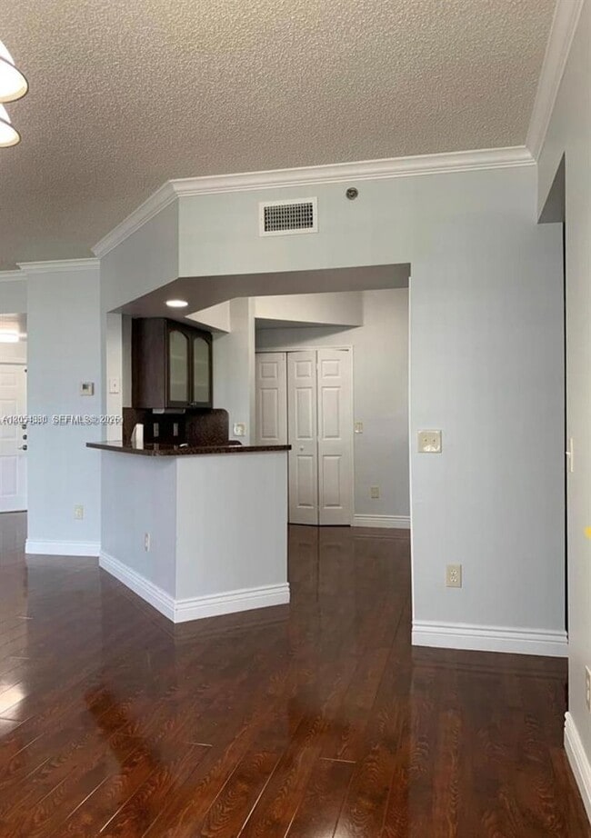 Photo - 3175 NE 184th Street 3302, Aventura, FL 33160 - 2499 House