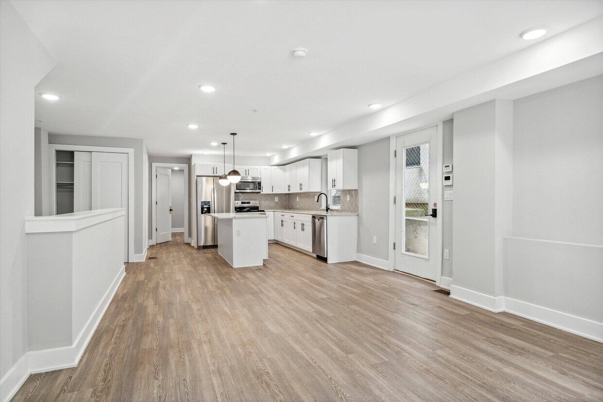 Photo - 1511 N 17TH ST Unit 1F