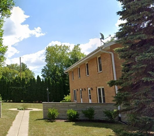 Building Photo - 1124 N 117th St