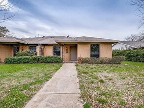 Building Photo - 12805 Pandora Dr