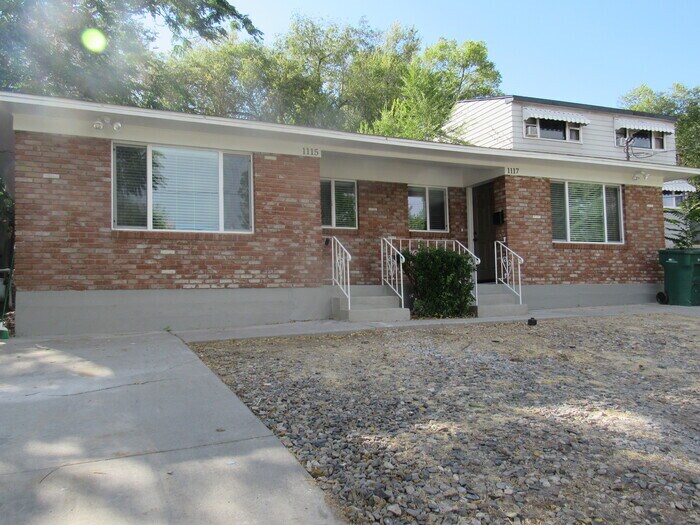 Primary Photo - 1117 Buena Vista Avenue
