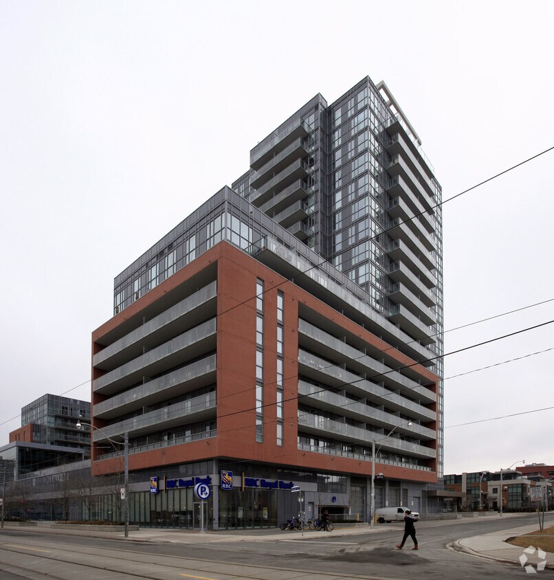 Photo du bâtiment - OneCole Condominiums
