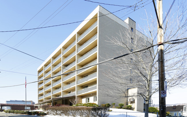 Building Photo - John Paul Plaza