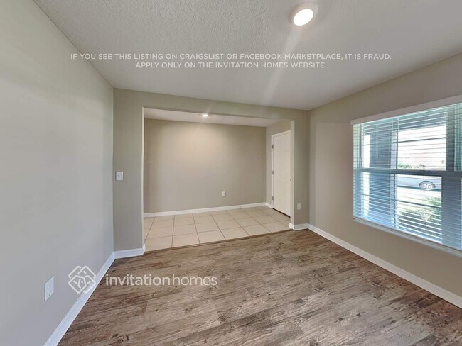 Foto del edificio - 10312 Charlotte Dr.