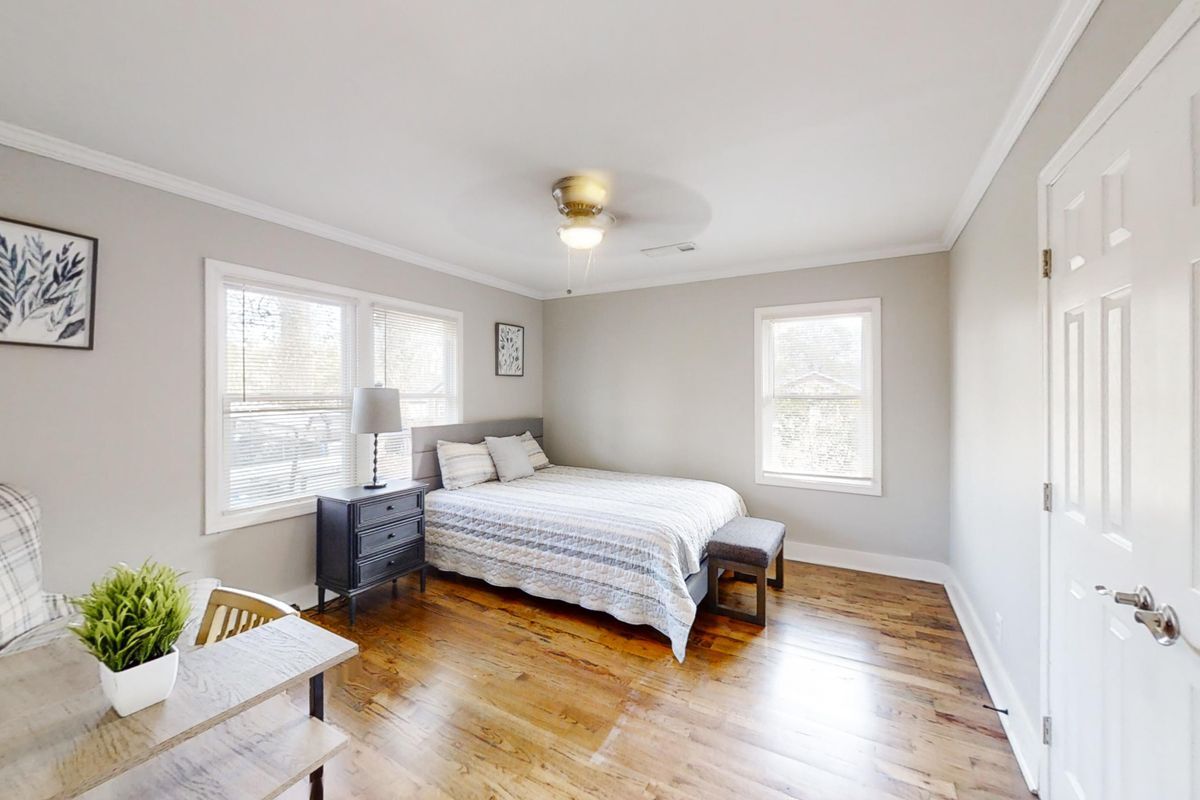 Foto principal - 1447 Akridge St NW
