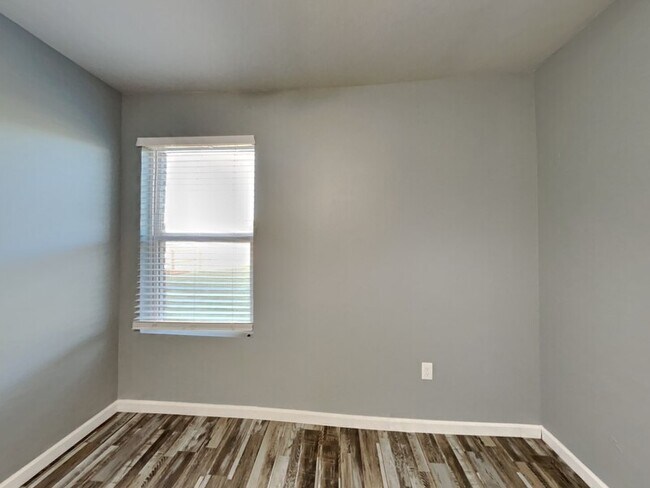 Foto del edificio - 9924 Black Bear Trl