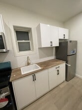 Building Photo - 151 Colborne St