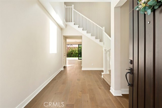 Building Photo - 120 Della