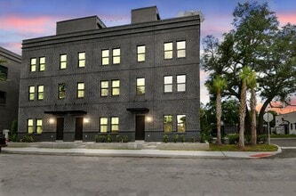 Building Photo - 801 E 3rd Ave