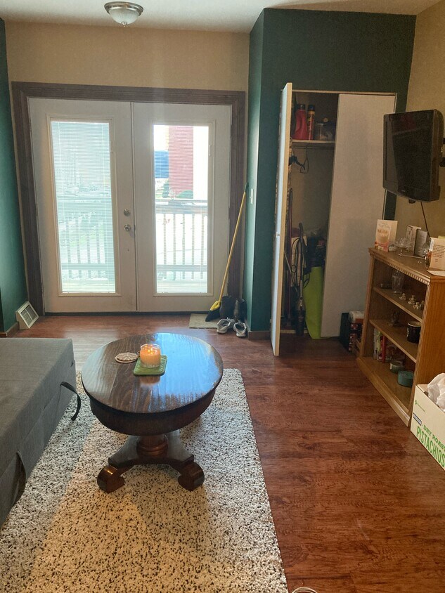 Foto principal - 4748 Friendship Ave