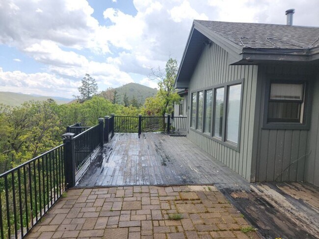 Foto del edificio - Large Private Luxury  Home  in  Pinebrook ...