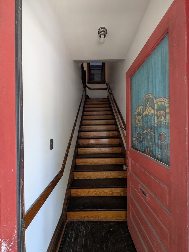 Front Stairs - 514 E Grove St