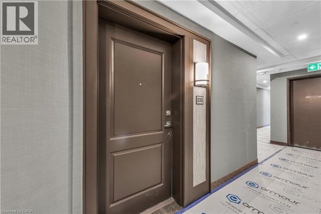 Building Photo - 10 Mallard Trl