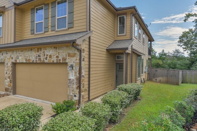 Building Photo - 162 Cheswood Forest Pl