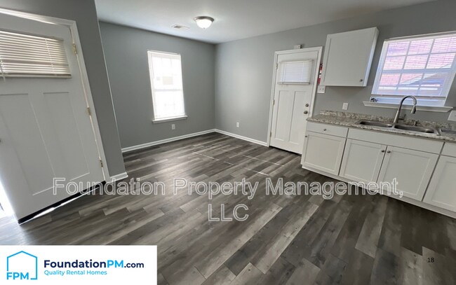Foto del edificio - 2552 Derbyshire Ave