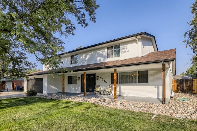 Building Photo - 7035 S Chase Ct