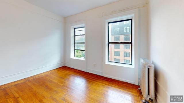 Building Photo - 3 bedroom in Manhattan NY 10009