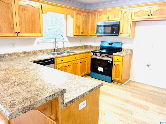 Building Photo - 7714 Thompsons Way