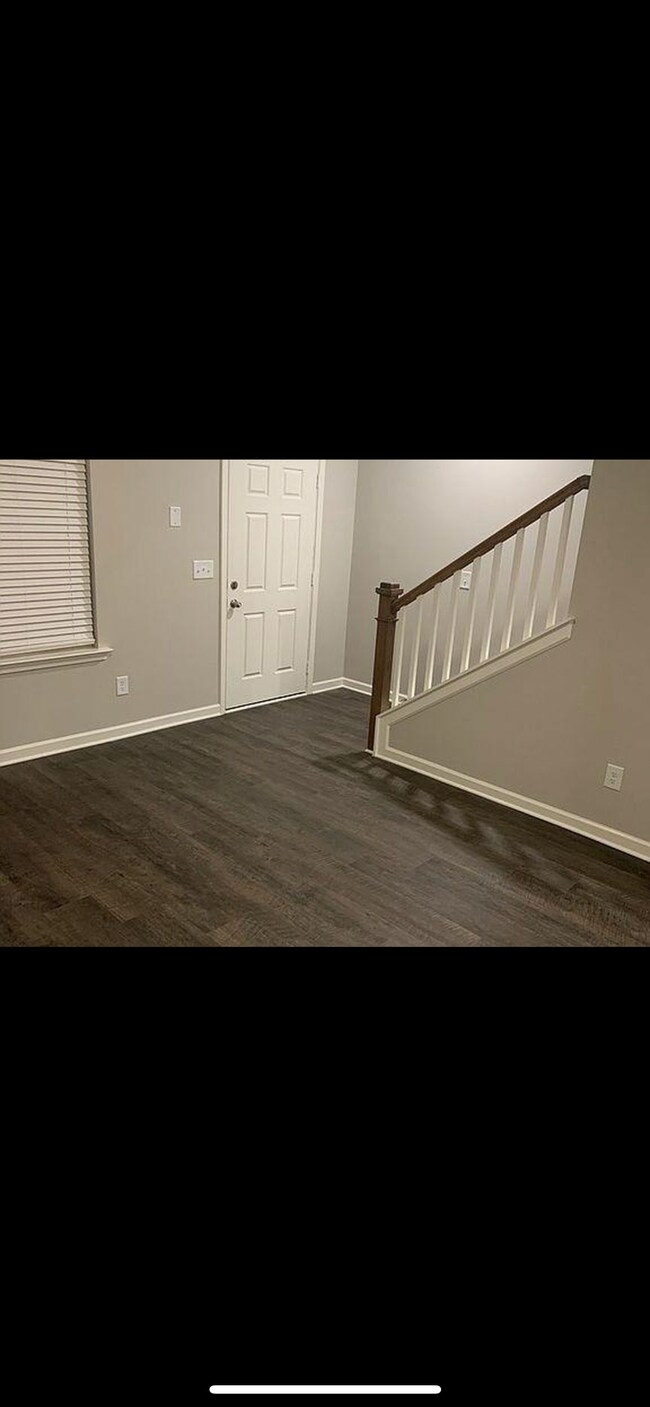 Building Photo - 4108 Saddlecreek Way