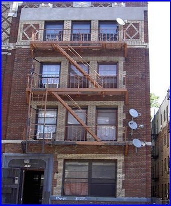 Building Photo - 369 E 21st St