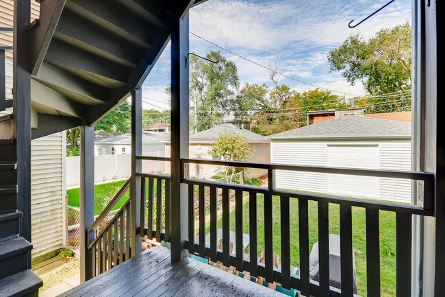 Back Balcony - 1031 Cleveland St