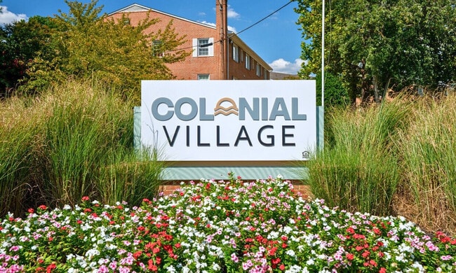 Building Photo - Colonial Village Apartments