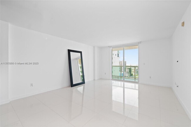 Foto del edificio - 1800 N Bayshore Dr