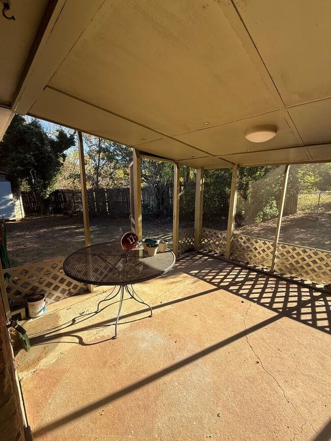 Foto del edificio - ** 3 bed 2 bath located in Millbrook ** Call the self-showing number to schedule a tour 334-366-9198