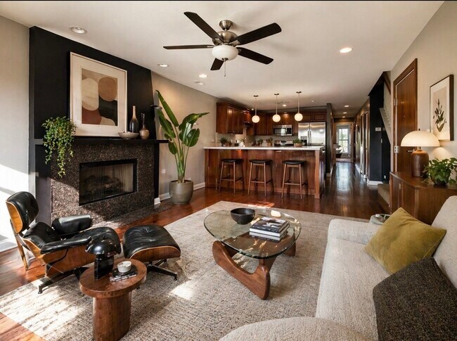 Foto del edificio - 5658 W 63rd St