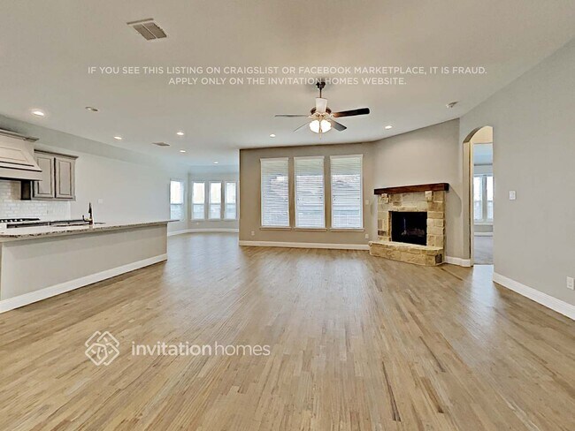 Foto del edificio - 15041 Belclaire Ave