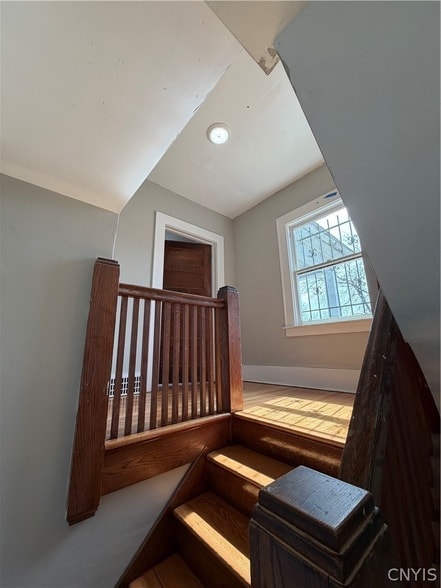 Building Photo - 501 Clarendon St