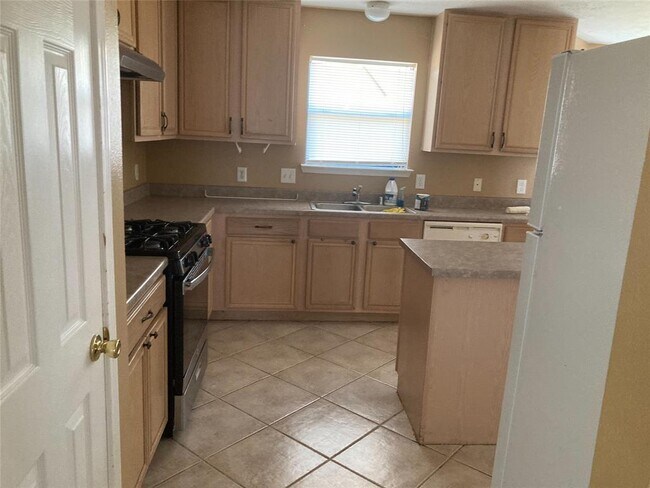 Building Photo - 5802 Wickover Ln