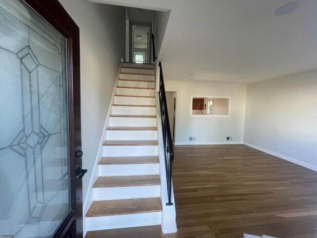 Foto del edificio - 752 Layton Dr