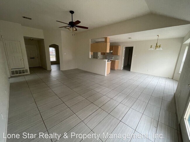 Building Photo - 3 br, 2 bath House - 4304 Wade Dr