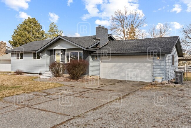 Foto del edificio - 1315 S Virginia Rd